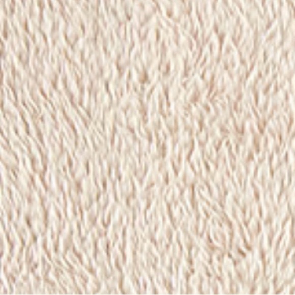 Linden Street Soft Plush Throw In Chalk Beige NWT - Picture 2 of 2